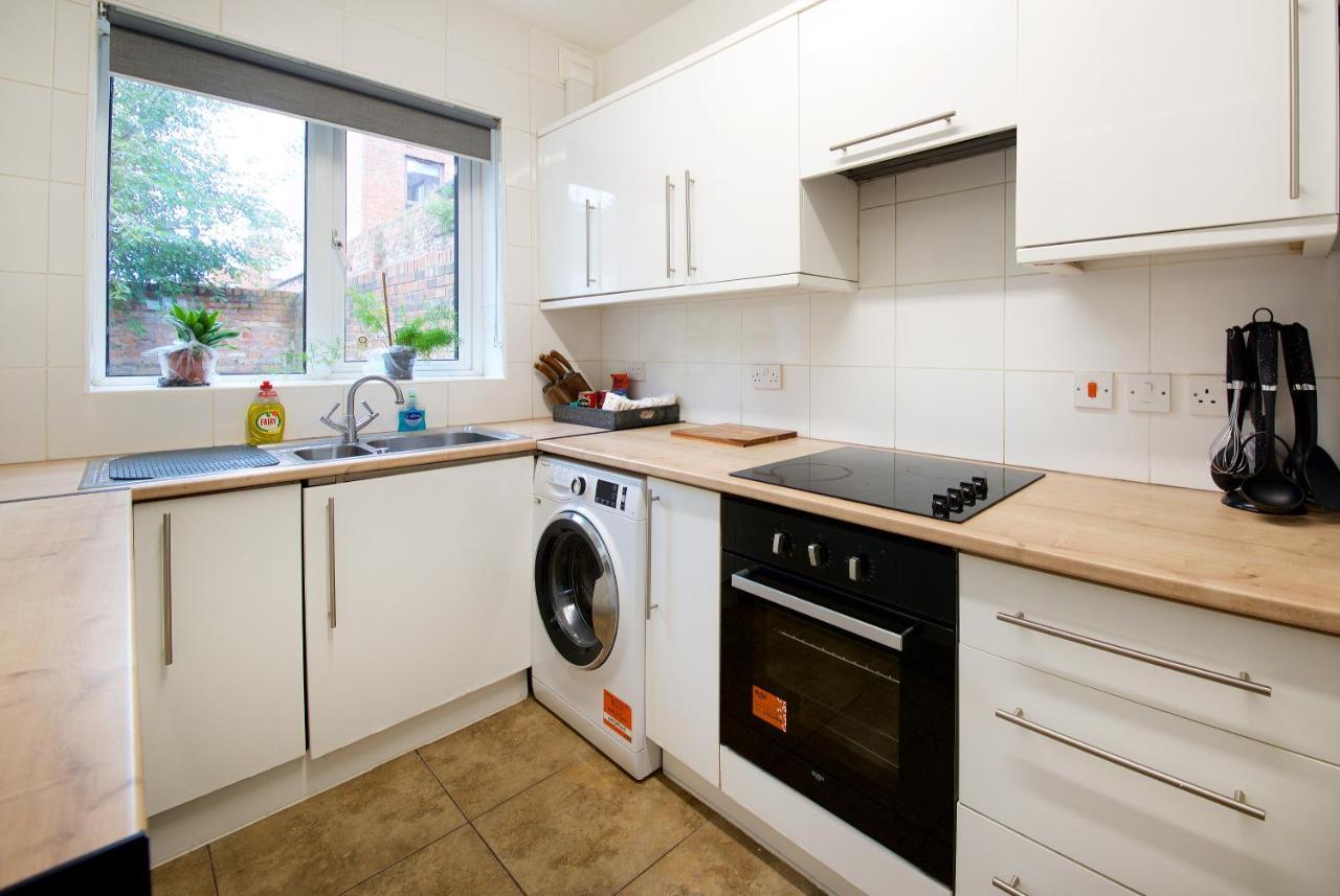 Ideal Abode Abbots 4 En-Suite Chester Eksteriør billede